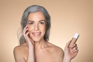 Base facial para pele madura