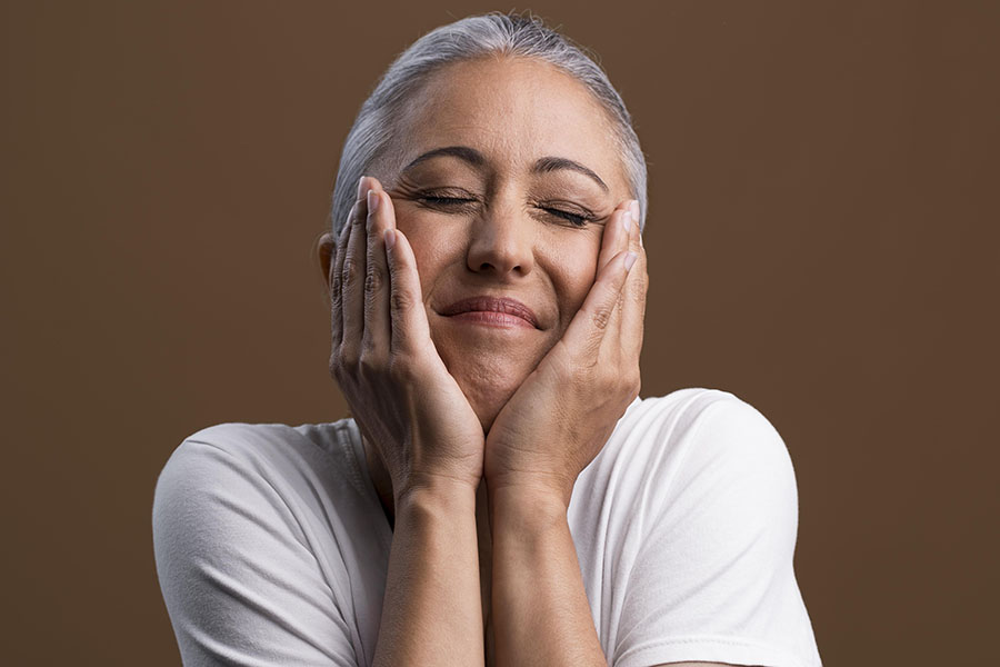 Cuidados com a pele madura no outono e inverno