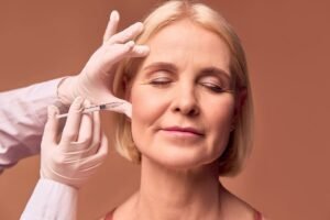 Você sabe qual a diferença entre Bioestimuladores, Preenchedores e Botox